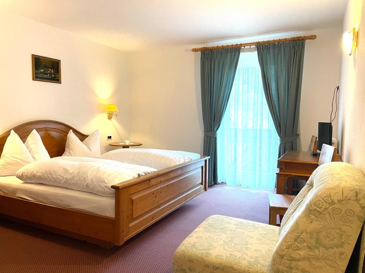 Hotel Larch Кампо-ди-Тренс Экстерьер фото
