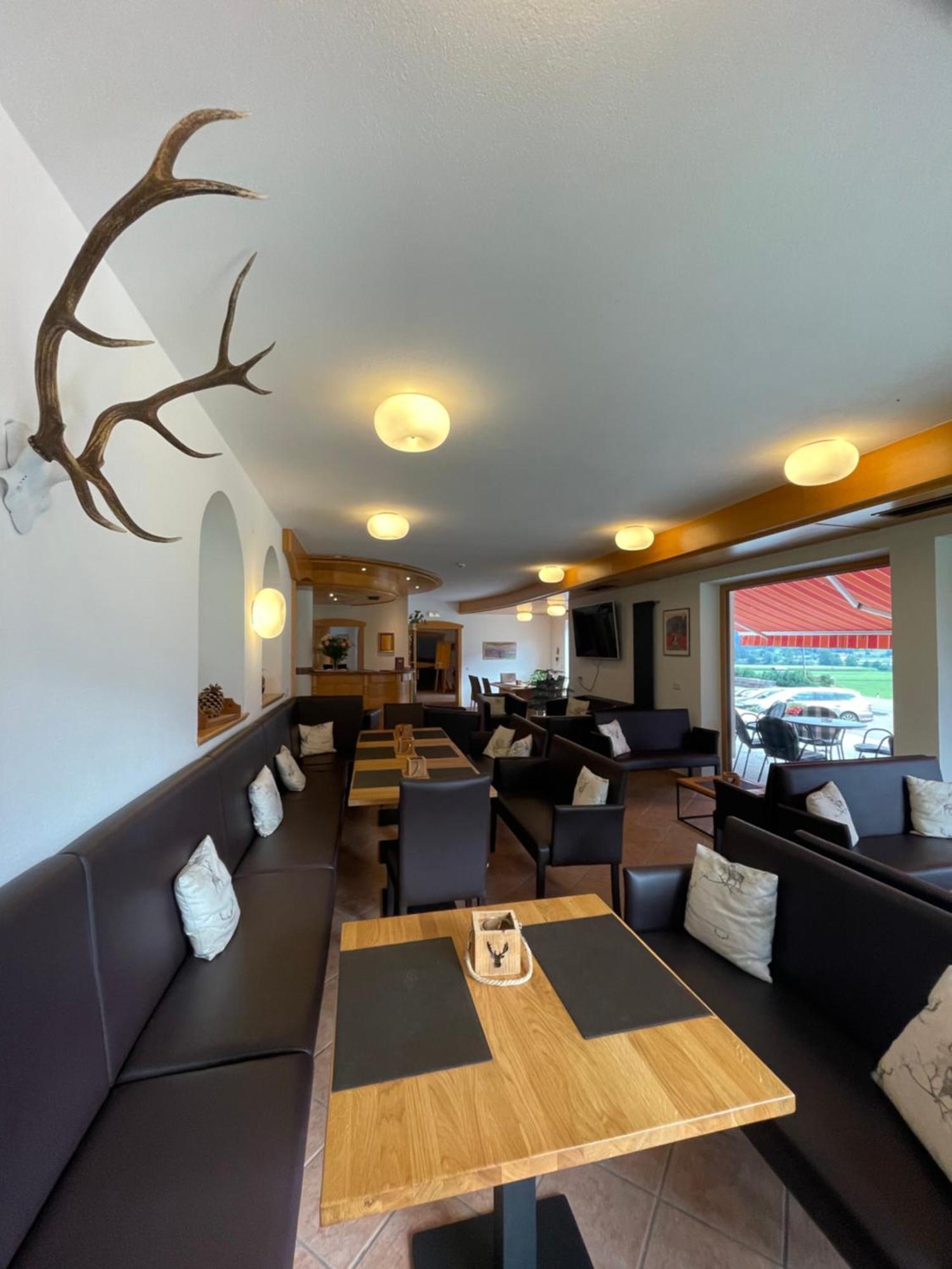 Hotel Larch Кампо-ди-Тренс Экстерьер фото