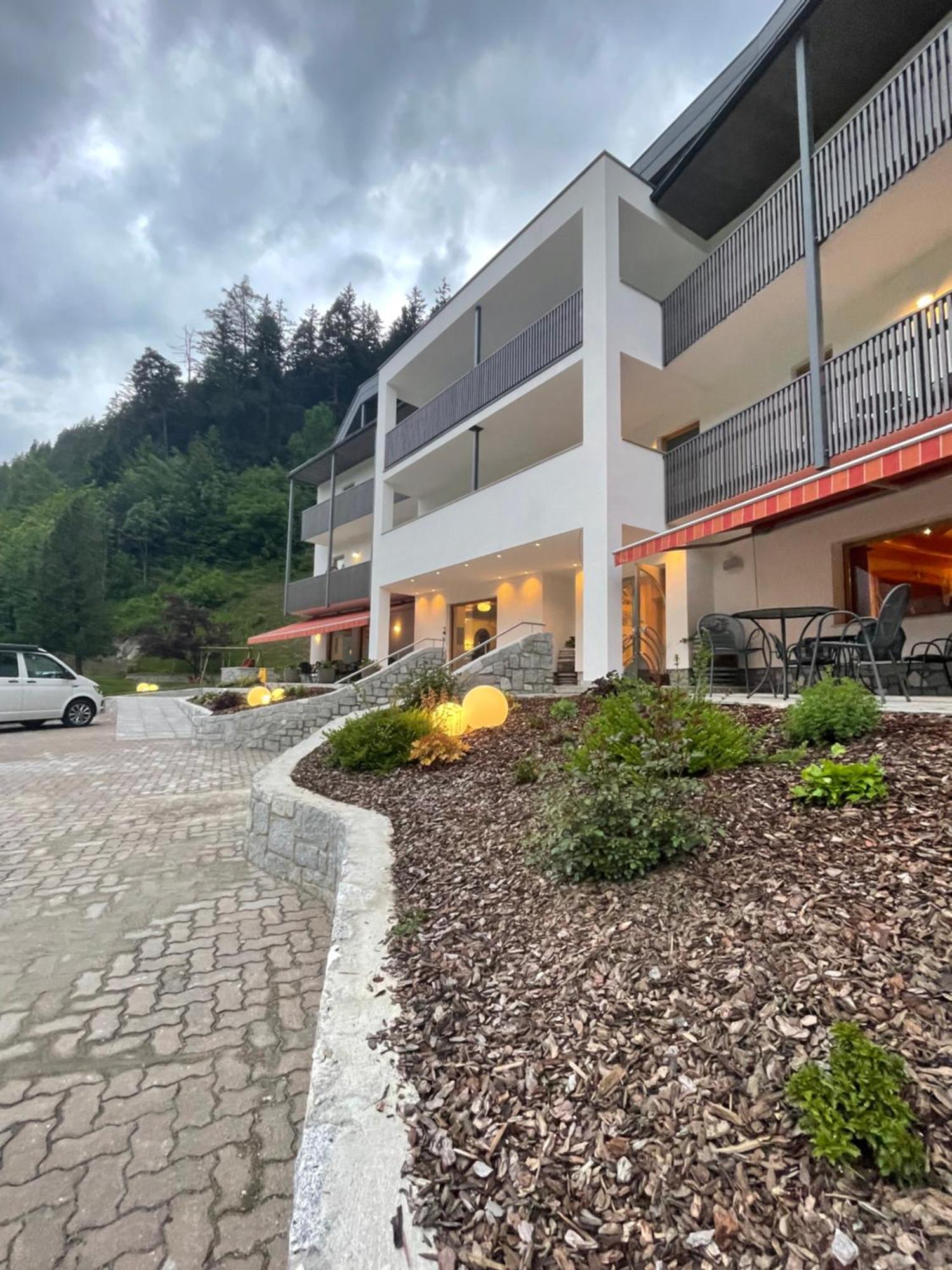 Hotel Larch Кампо-ди-Тренс Экстерьер фото