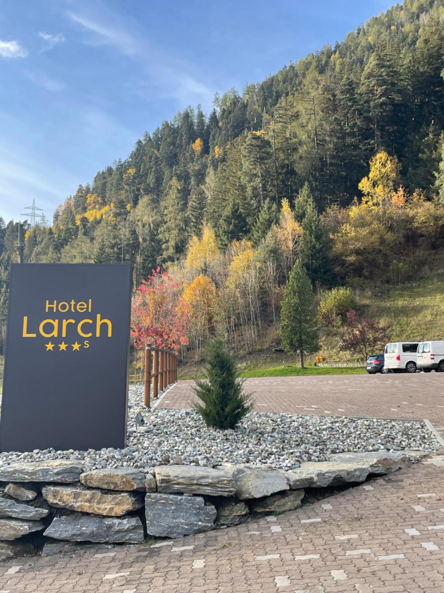 Hotel Larch Кампо-ди-Тренс Экстерьер фото
