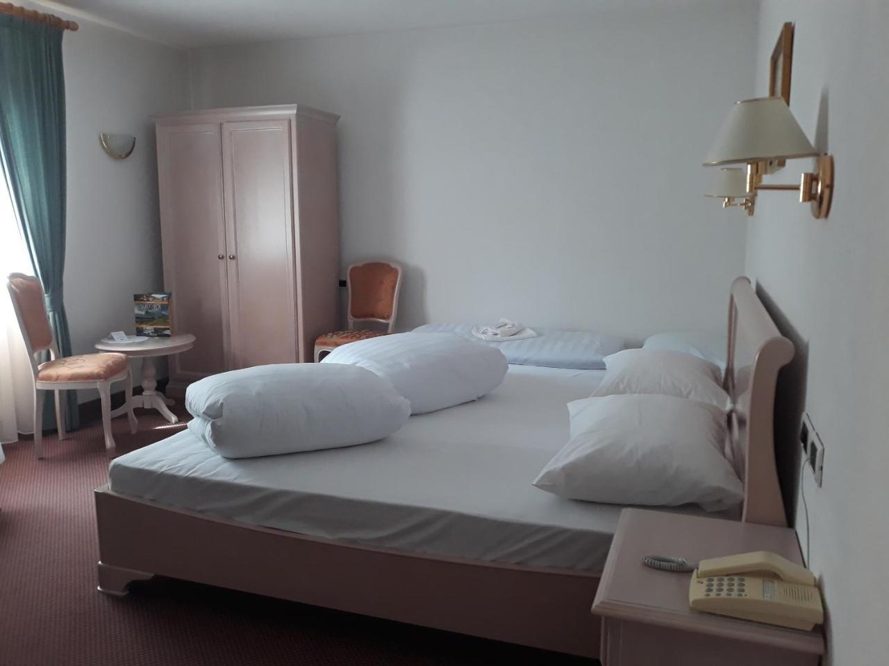 Hotel Larch Кампо-ди-Тренс Экстерьер фото